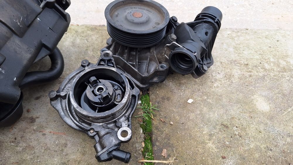 Динамо , компресор ,разпределителен вал и др.