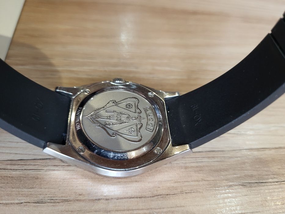 Gucci Pantheon мъжки часовник