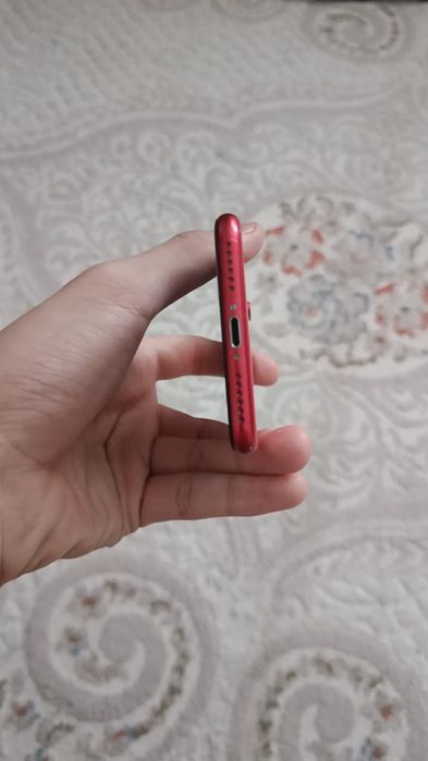 айфон се 2-ого поколения