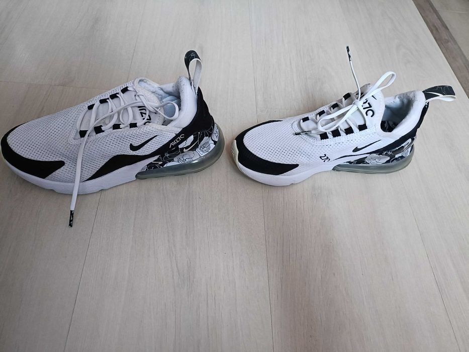 Adidasi dama Nike