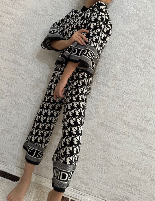 Костюм для девочек (осень,зима)