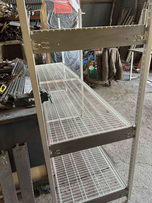 Стелаж стенен за гараж ,мазе и склад