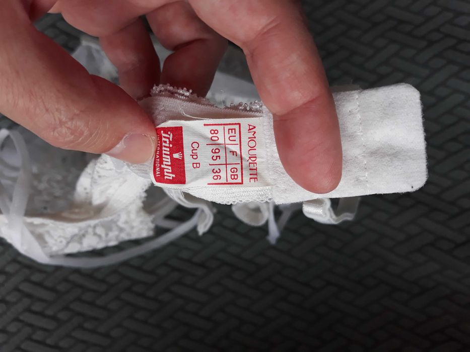 Сутиен Triumph 80B