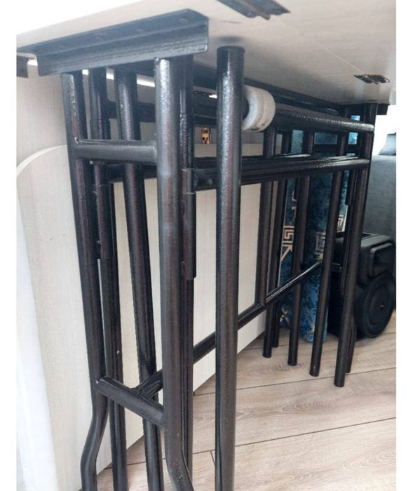 Стол книжка ножки железные