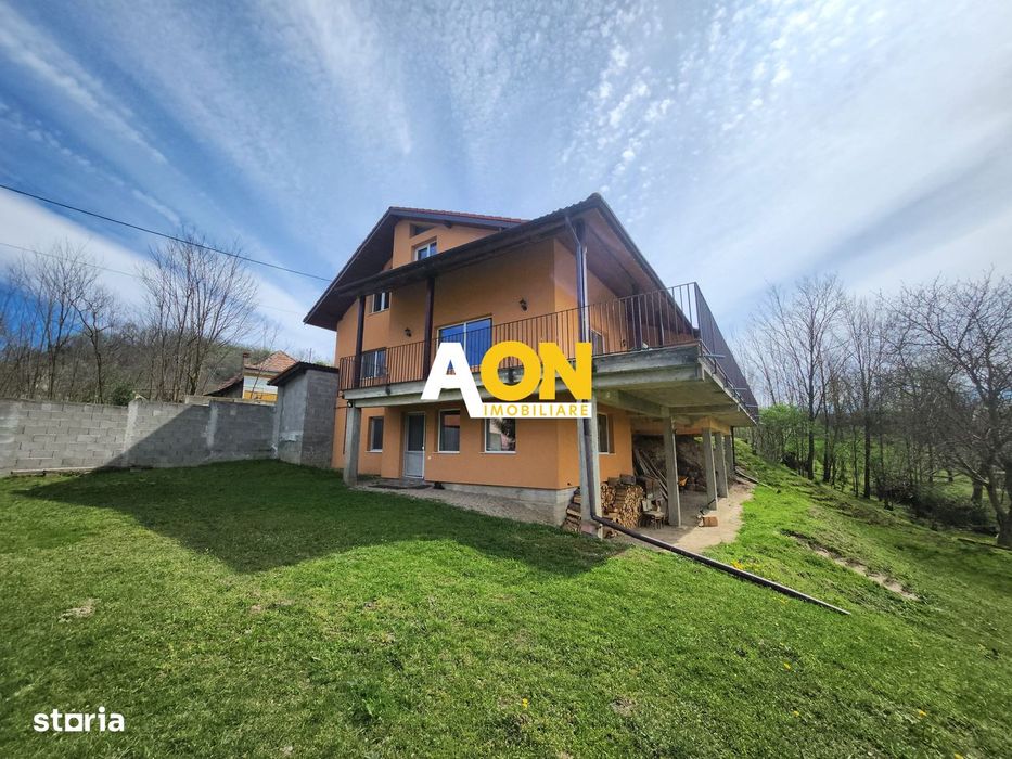 De vanzare casa 6 camere 8142 mp teren in Oarda de Sus