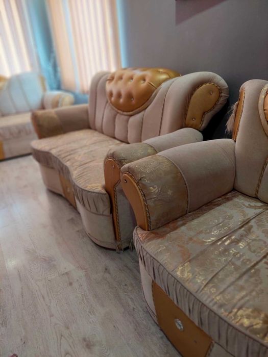 Дивани 2-ра употреба