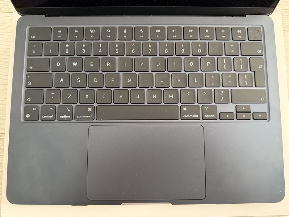 MacBook air M2 + Magic mouse