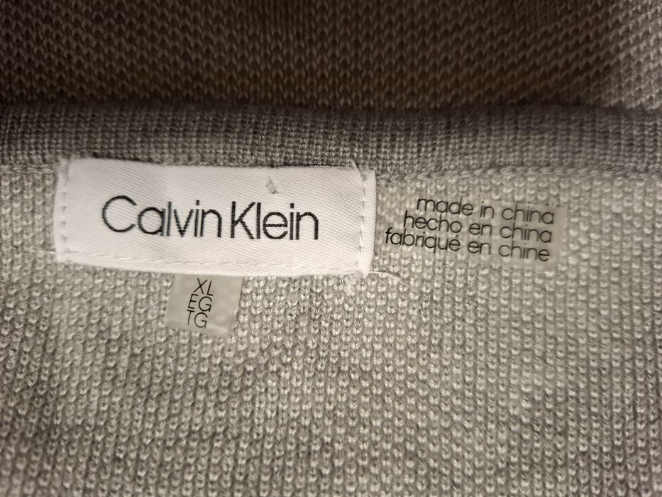 Дамска оригинална блузка.  Като нова.  Calvin Klein