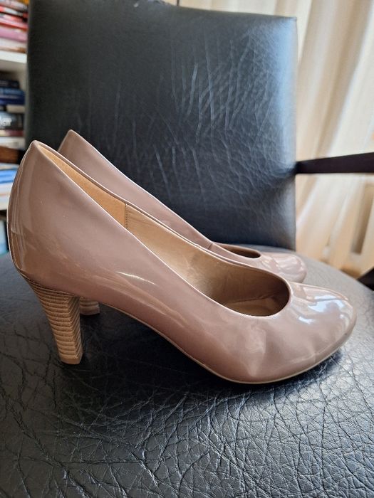 Официални , бежови лачени  обувки  естествена кожа, , Zara  сив  ботуш