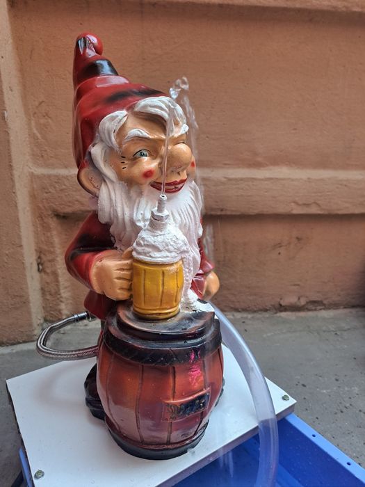 Fântână arteziană, pitic de gradină artezian