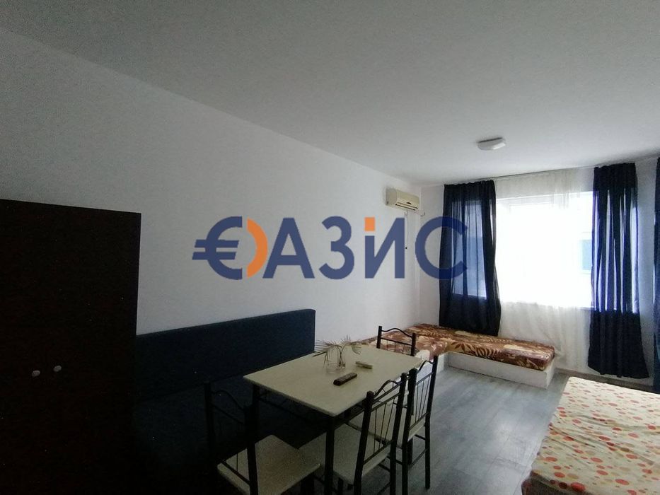 2-стаен апартамент на 3-ти етаж,комплекс Блу Бей на първа линия море