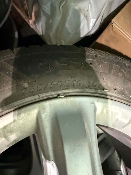 Зимни гуми с джанти 19 ки Mercedes ml164