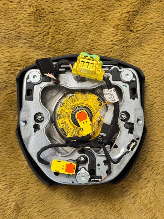 Audi A4/A5/S4/S5 мулти волан 8F0419091AXXJ , 8R0 880 201