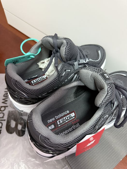 Дамски спортни маратонки NB