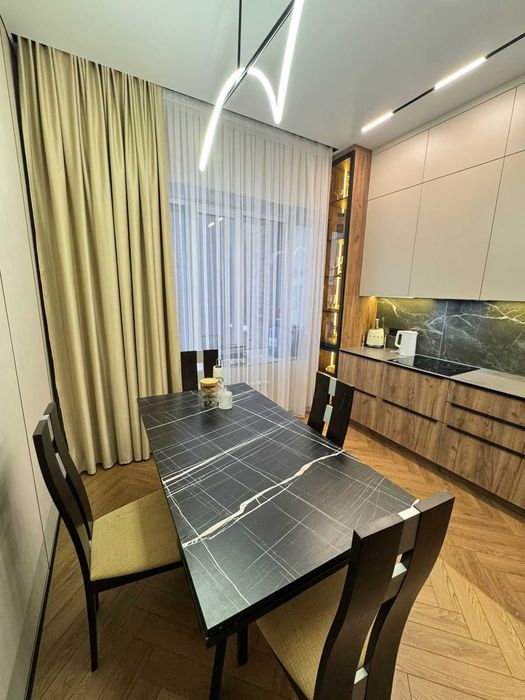 Продам 3 комнатную квартиру