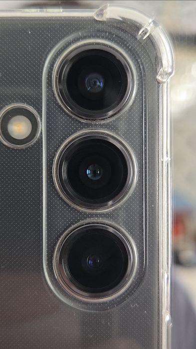 Samsung s24 8/256 snapdragon 8 gen3