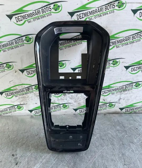 Consola centrala 655 863 212 A Skoda Scala 2020