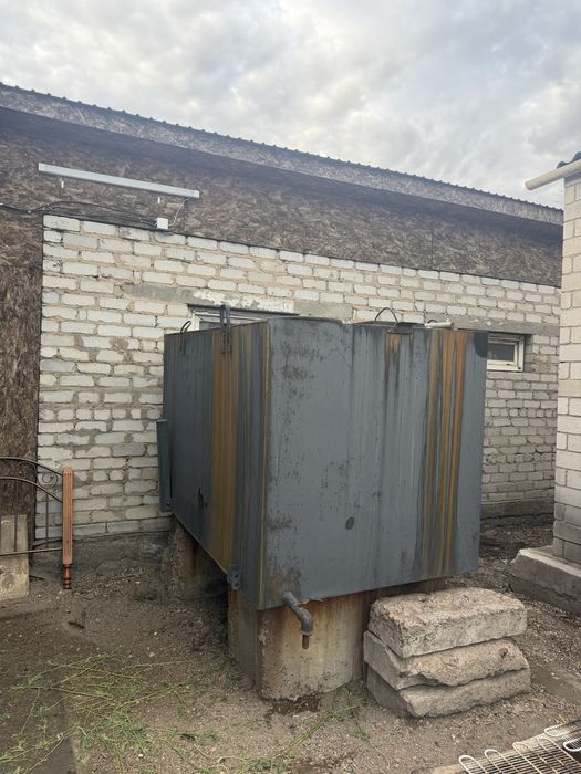 Продам металлический резервуар