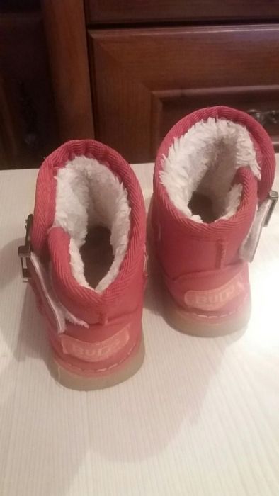 Уги детские 2500тг.