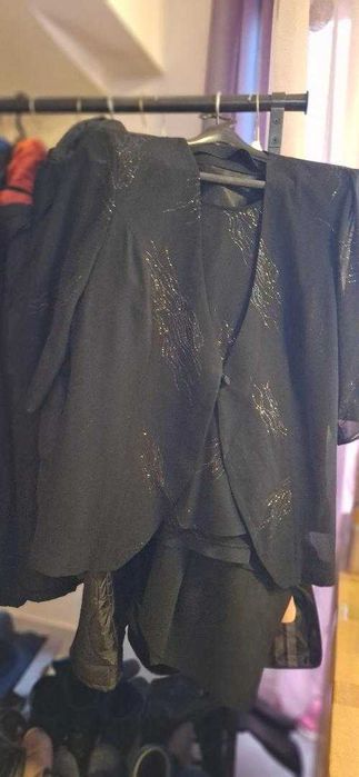 compleu dama de ocazie,nou 48-50 XL  ,3 piese-fusta bluza sacou 110lei
