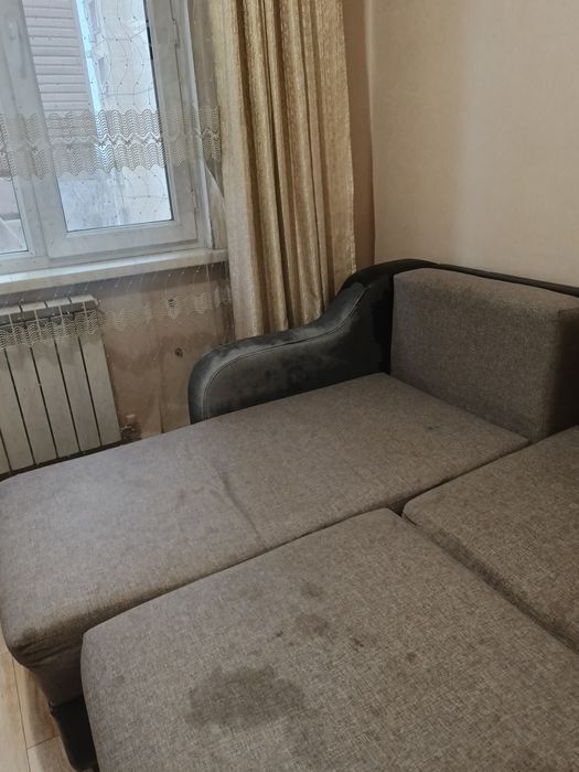 Диван угловой не сломанный