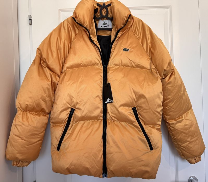 Geaca Lacoste noua , masura S noua