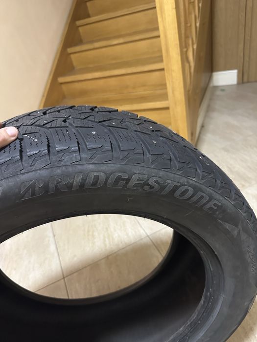 Зимние шины Bridgestone 285/50/R20