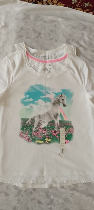 Модные девчачие майчки.