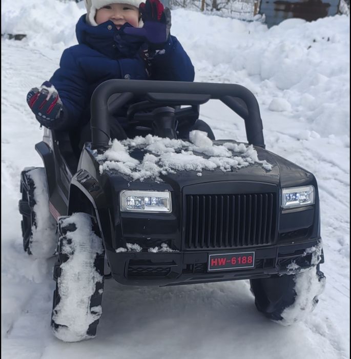 Электромобиль детский