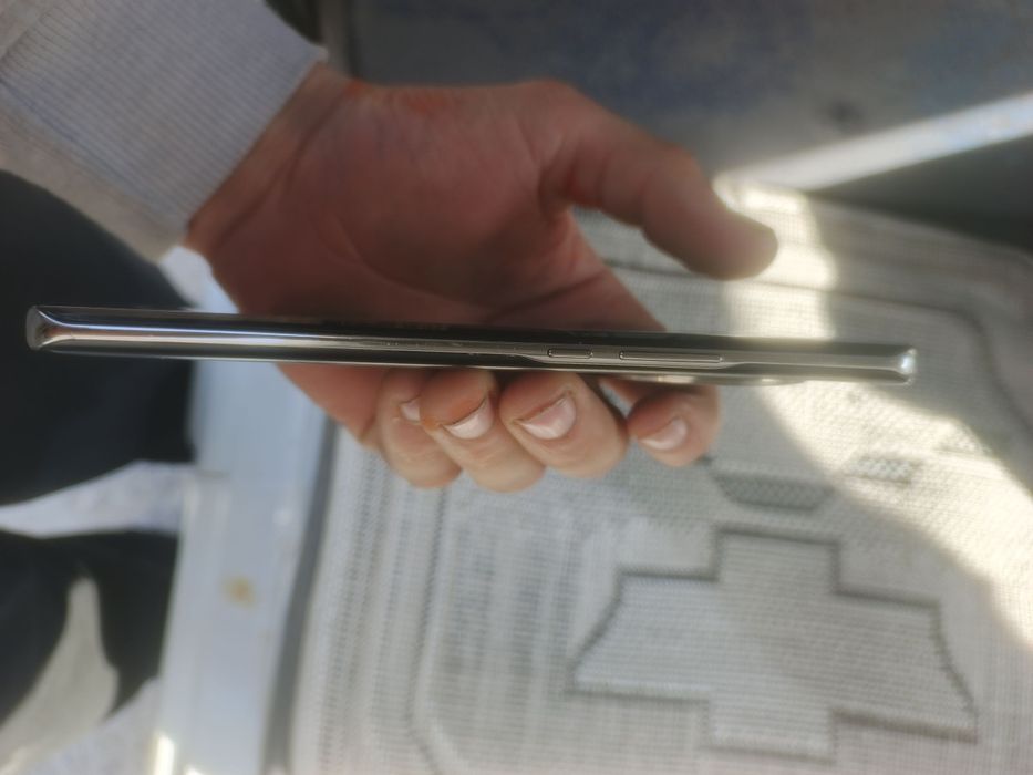 Honor x9b sotiladi holati yaxw 8/256 tali srochna sotiladi