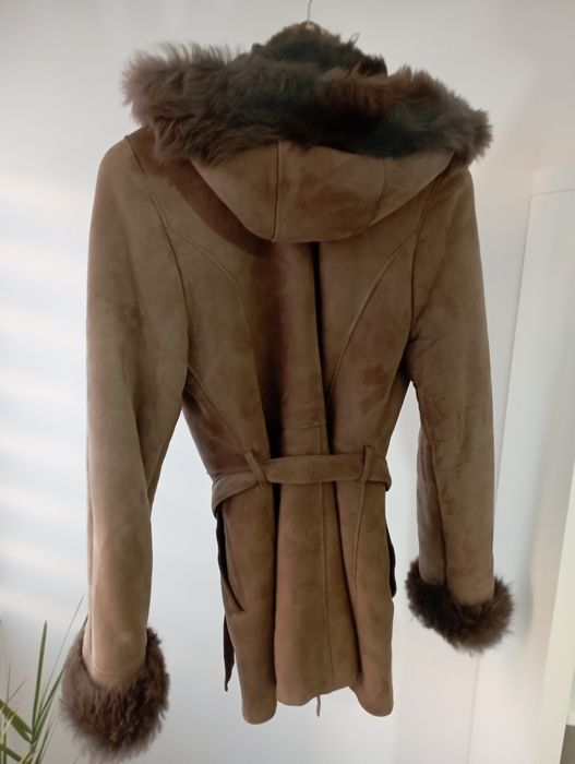 Vând Cojoc dama din blană naturală