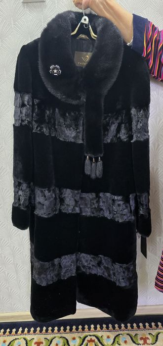 Мутоновая шуба новая