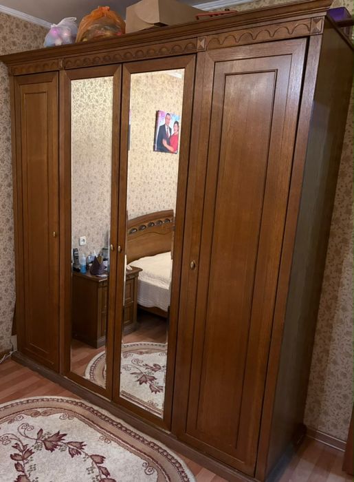 Спальный гарнитур