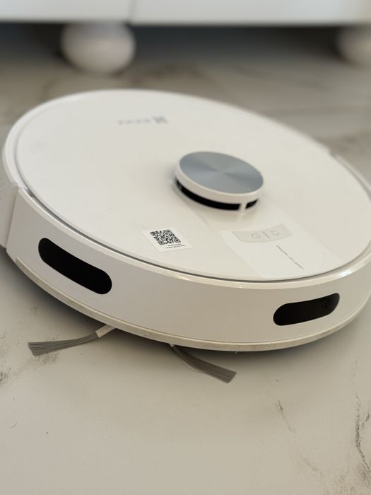 Robot de Curățenie Premium – Îngrijit, Stare Excelentă