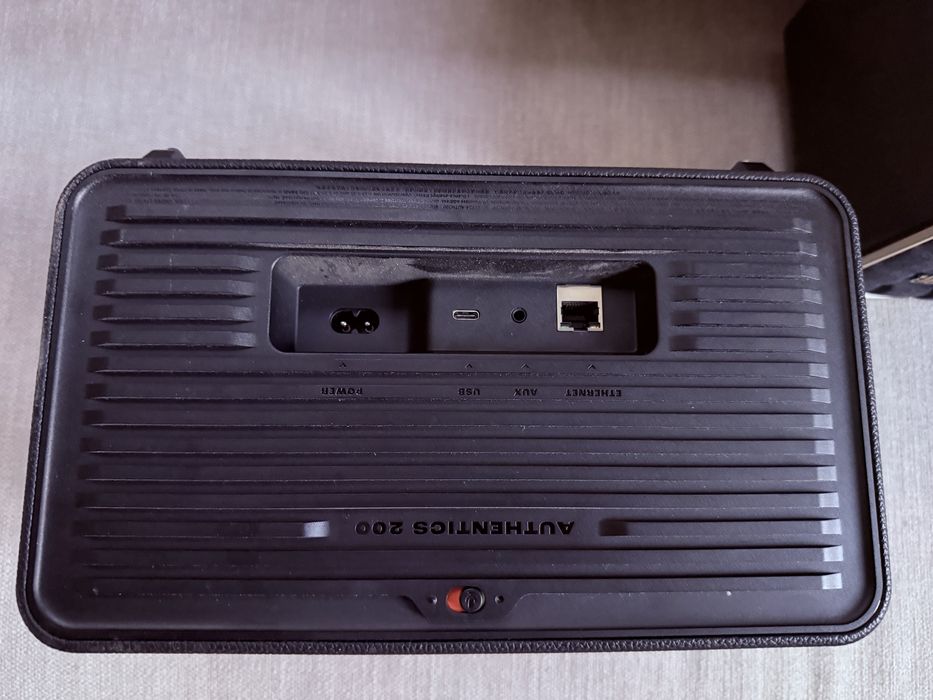 Sistem audio JBL Authentics 200