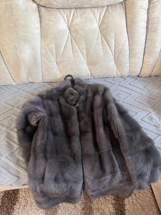 Продам норковую шубу