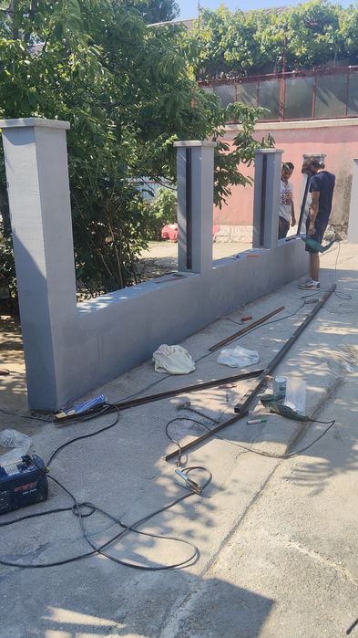 Garduri și porți stil jaluzele șipcă metalica tabla cutata