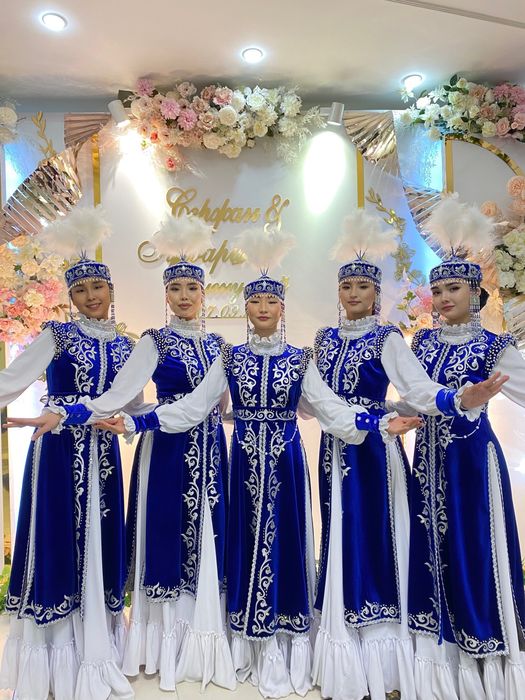 Танцевальные костюмы