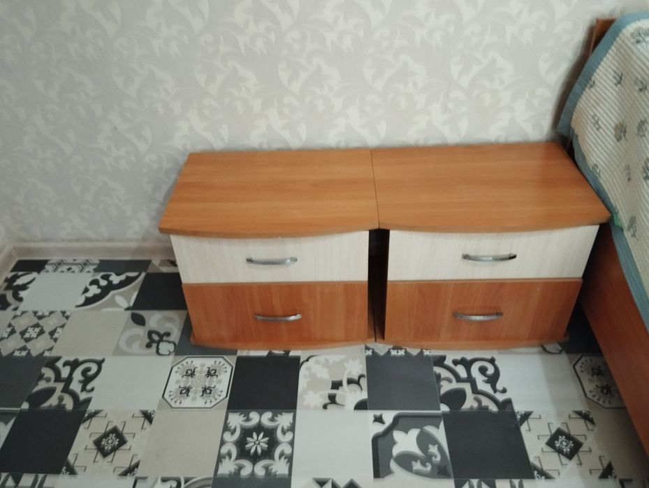 Продам спальный гарнитур