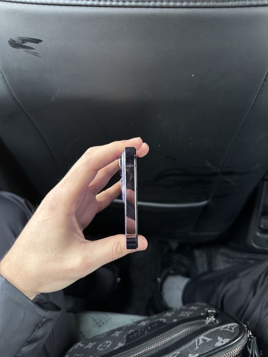 Продам Iphone 14 pro max
