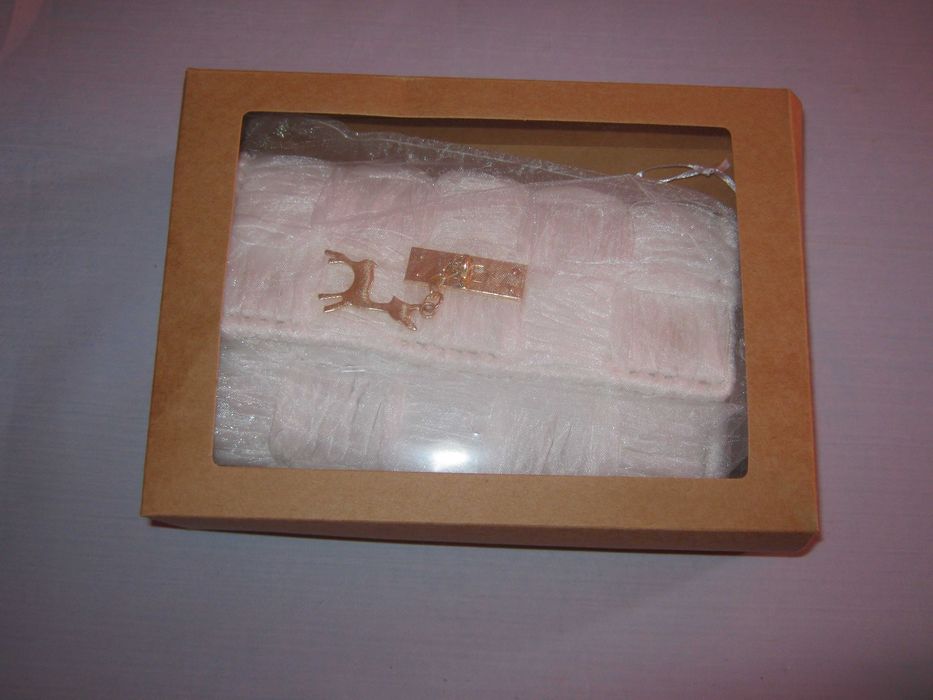 Дамска чантичка - ръчно изработена