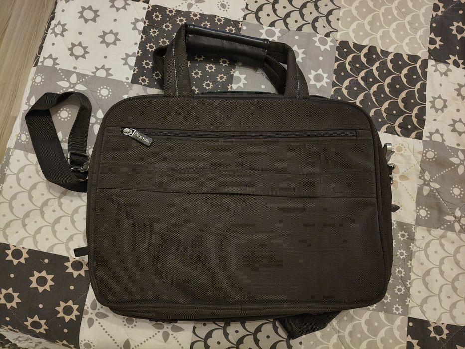 Geanta Laptop 4 Compartimente