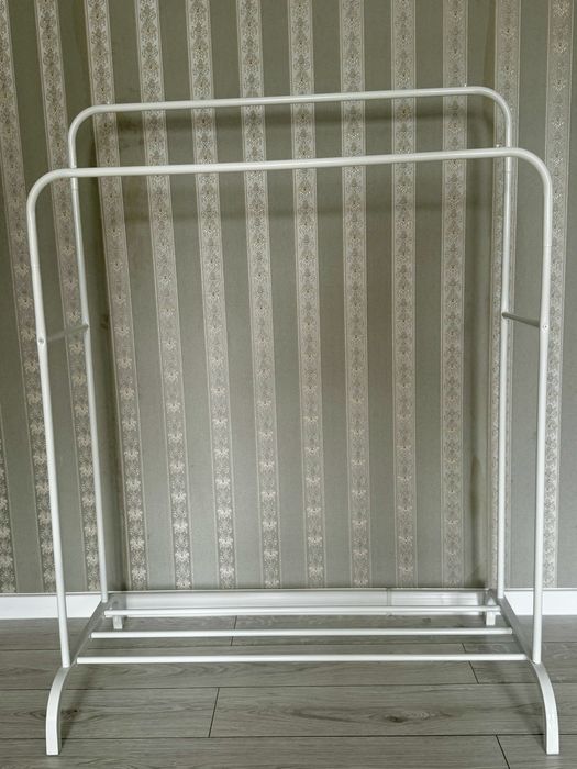 Продам напольную вешалку