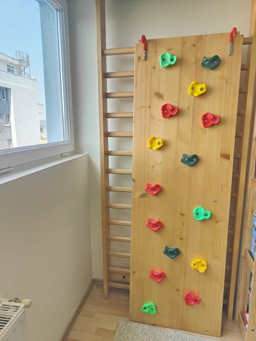 Vand tobogan/placa de catarat din lemn masiv, de interior