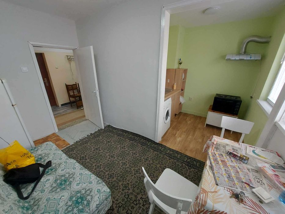 Двустаен апартамент, Под наем, кв. Запад 1