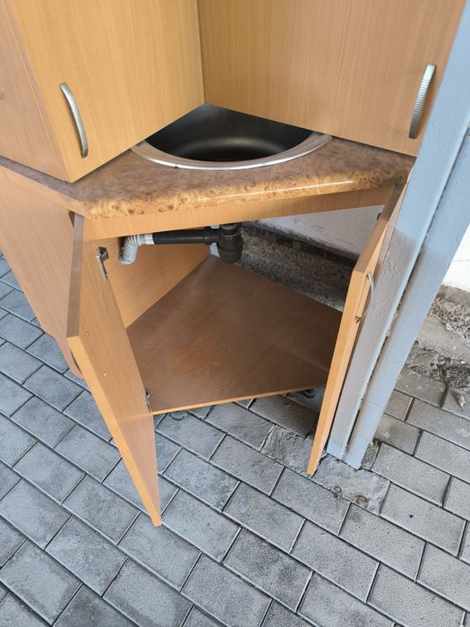 Угловая мойка с сушилкой