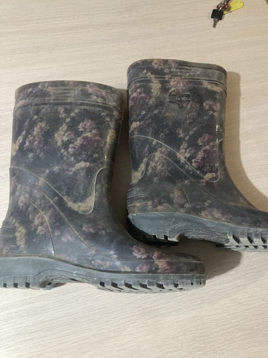 Боты обувь 5000тг