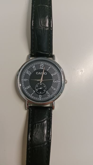 Продам часы casio