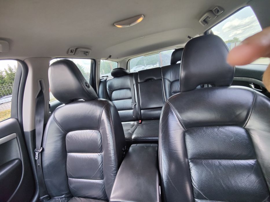VOLVO V70 2010 — imagine 3