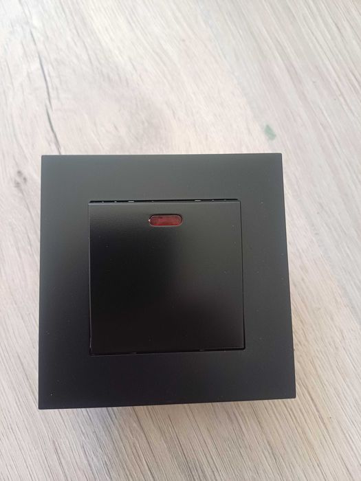 Выключатели клавишные